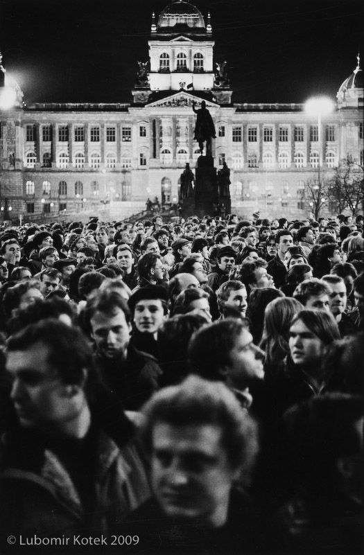 Palachův týden na Václavském náměstí, 15. ledna, 1989. | Foto: Lubomír Kotek