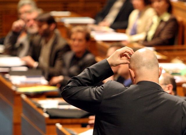 Vydat, nebo nevydat? | Foto: Ondřej Besperát, Aktuálně.cz