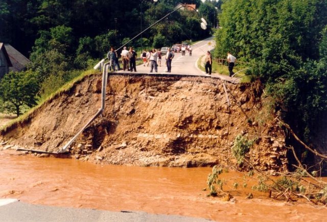 Povodně na Rychnovsku 1998. | Foto: Hasiči Královéhradecký kraj