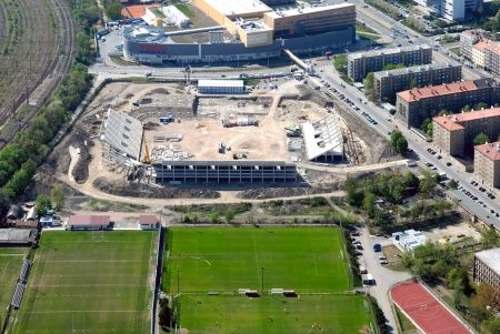 Letecký pohled na stadion Slavie Praha | Foto: Martin Malý - www.stadioneden.cz.