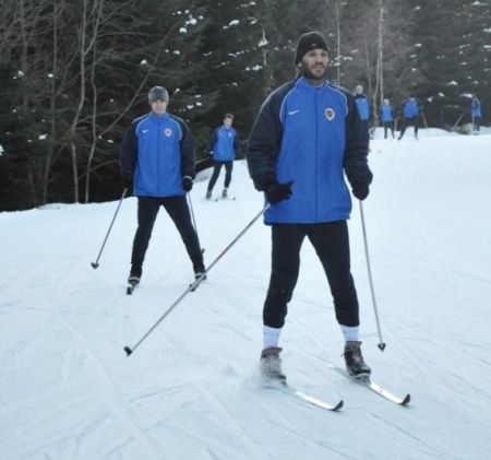 Patrik Berger vede sparťanské běžkaře. | Foto: Jiří Šidliák, sparta.cz