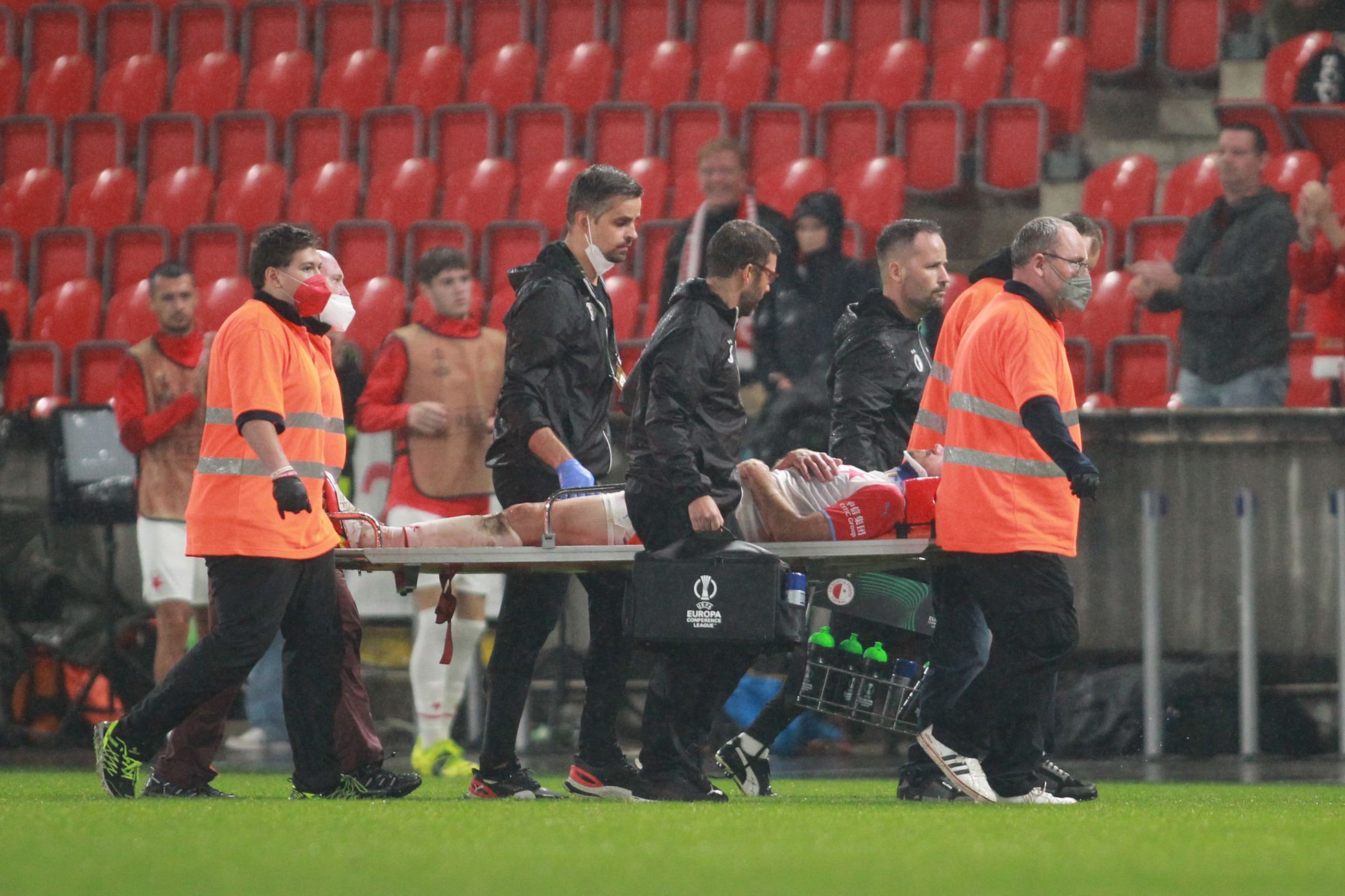 Slavia lost another stopper.  Kacharaba suffered a fracture in his face and a break awaits him