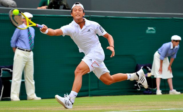 Lu Jen-hsun o kolo dříve šokoval vyřazením loňského finalisty Andyho Roddicka. | Foto: Reuters