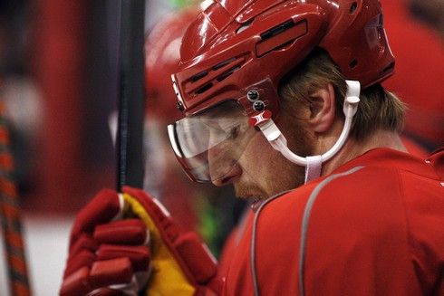 Slovenský hokejista Marián Hossa se soustředí během tréninku před rozhodujícm sedmým finálovým duelem | Foto: Sport