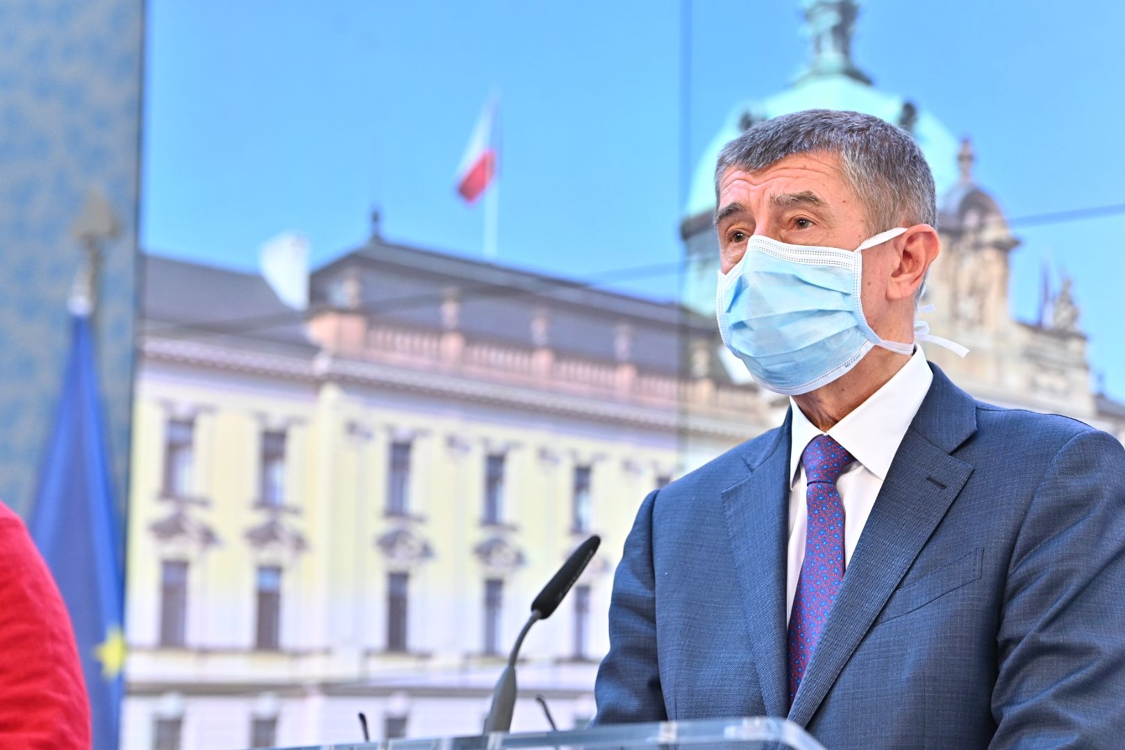 Babiš wrote to Senate President Vystrčil, he wants to negotiate a tax package with him