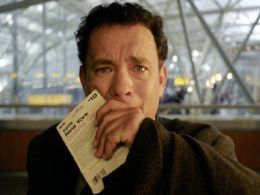 Tom Hanks jako Viktor Navorski ve filmu Terminal. | Foto: Bleskově