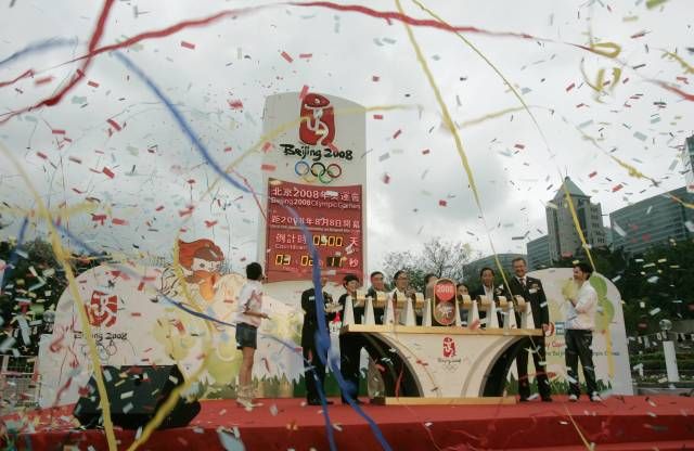 500 dní do olympiády Peking jaksepatří oslavil. | Foto: Reuters