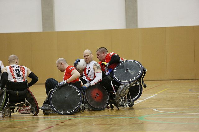 Ragby je jediným kontaktním sportem pro vozíčkáře. | Foto: Tomáš Lisý