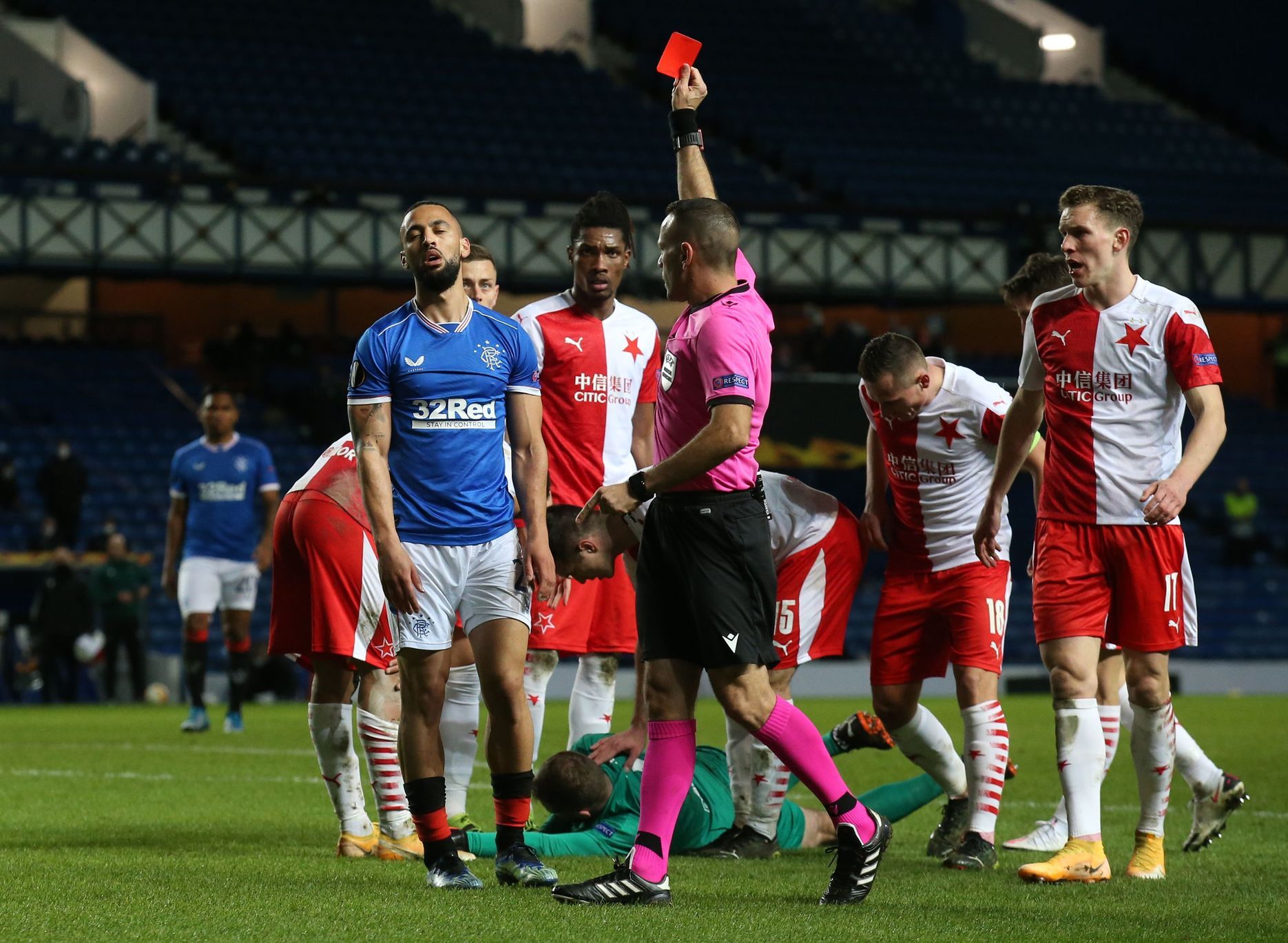 Confirmed.  Roofe will not play four matches for a foul on Kolář