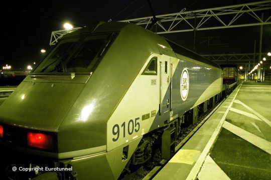 Lokomitiva, která jezdí mezi tunelem mezi Anglií a Francií | Foto: Eurotunnel