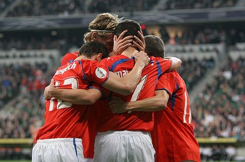 Česká fotbalová radost z druhého gólu v síti Německa. | Foto: Ondřej Besperát