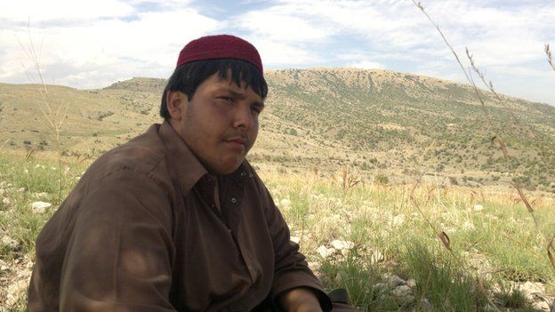 Aitzaz Hasan zahynul, když se snažil zachránit školu. | Foto: BBC