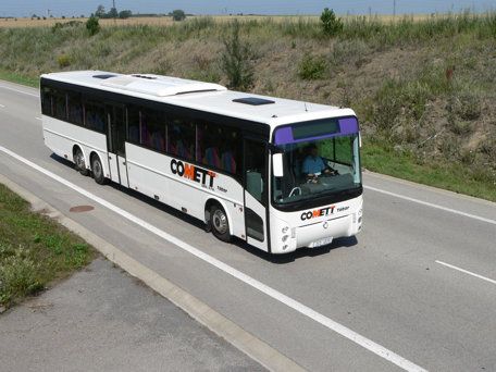 Autobuse společnosti Comett. (Ilustrační foto). | Foto: web společnosti Comett