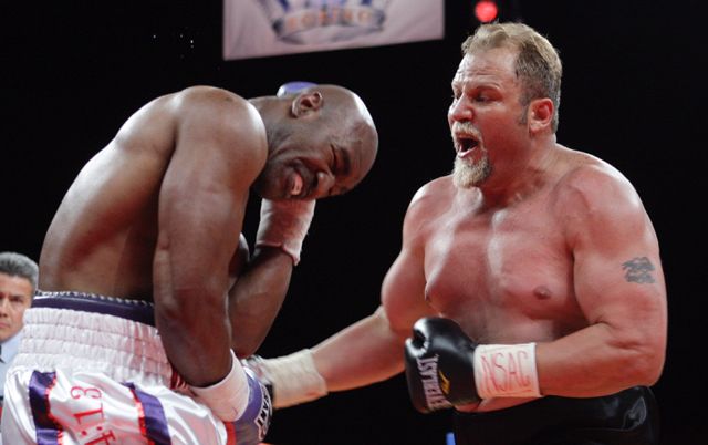 Evander Holyfield vs Francois Botha | Foto: Reuters