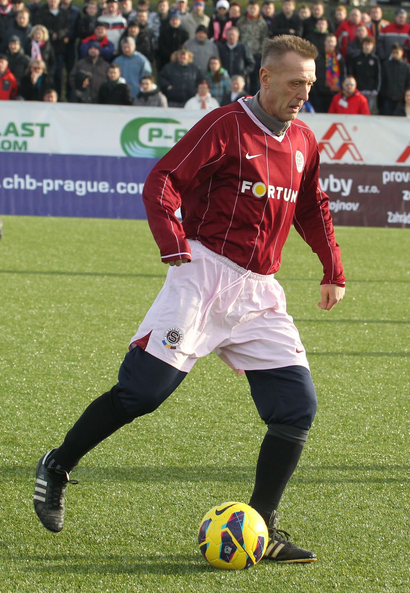 Berger přepadl pípu, urazil Husáka, skončil v léčebně. Neskutečná hrůza, popsal pobyt