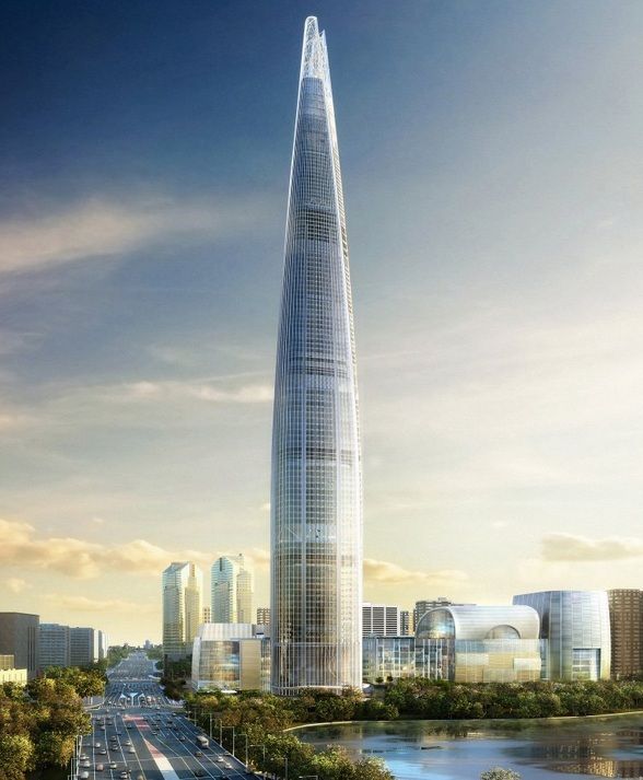 Dalším nováčkem mezi mrakodrapy je Lotte World Tower v Jižní Koreji s výškou 556 metrů. Mrakodrap byl dokončen teprve letos v březnu. Rekordy sice neláme, i tak je tento obr v současnosti šestou nejvyšší budovou světa. | Foto: Kohn Pedersen Fox Associates