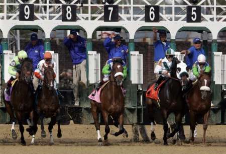 Start 132. ročníku Kentucky Derby. Uprostřed je pozdější vítěz Barbaro. | Foto: Reuters