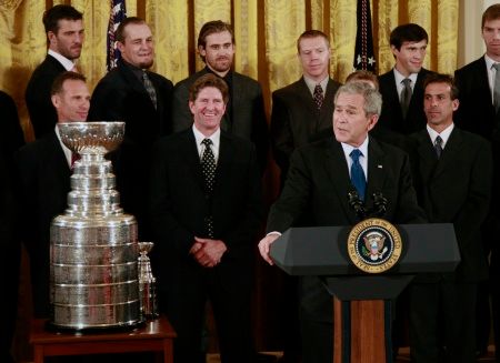 Audience u prezidenta USA má v NHL letitou tradici. | Foto: Jiří Šidliák, Reuters