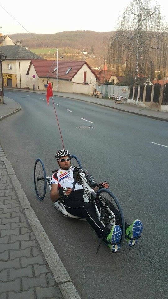 "Není třeba chodit, aby člověk žil plnohodnotný život," říká dnes jednatřicetiletý Zach. | Foto: Archiv Martina Zacha