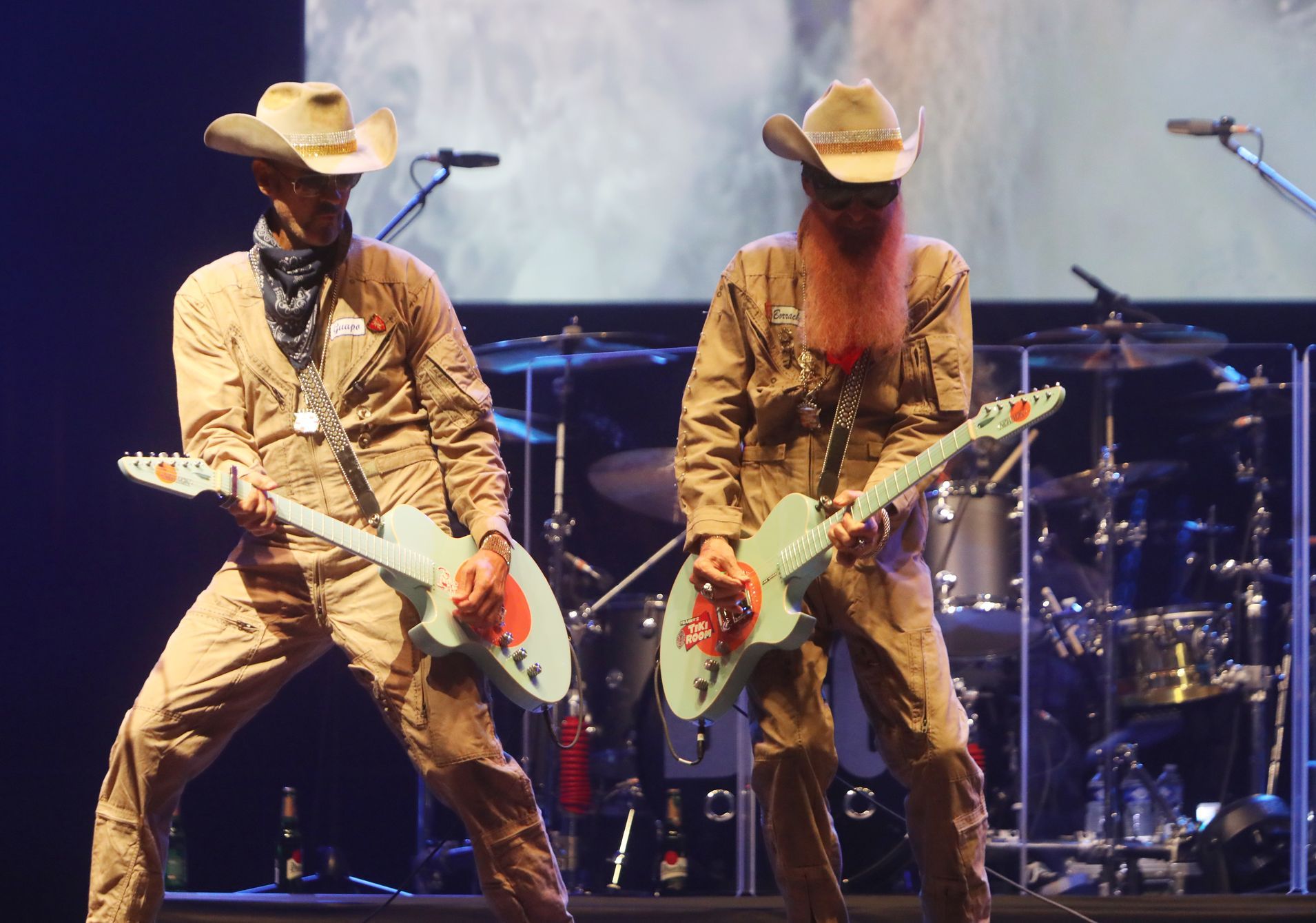 Review of the Billy Gibbons concert in Prague’s O2 universe