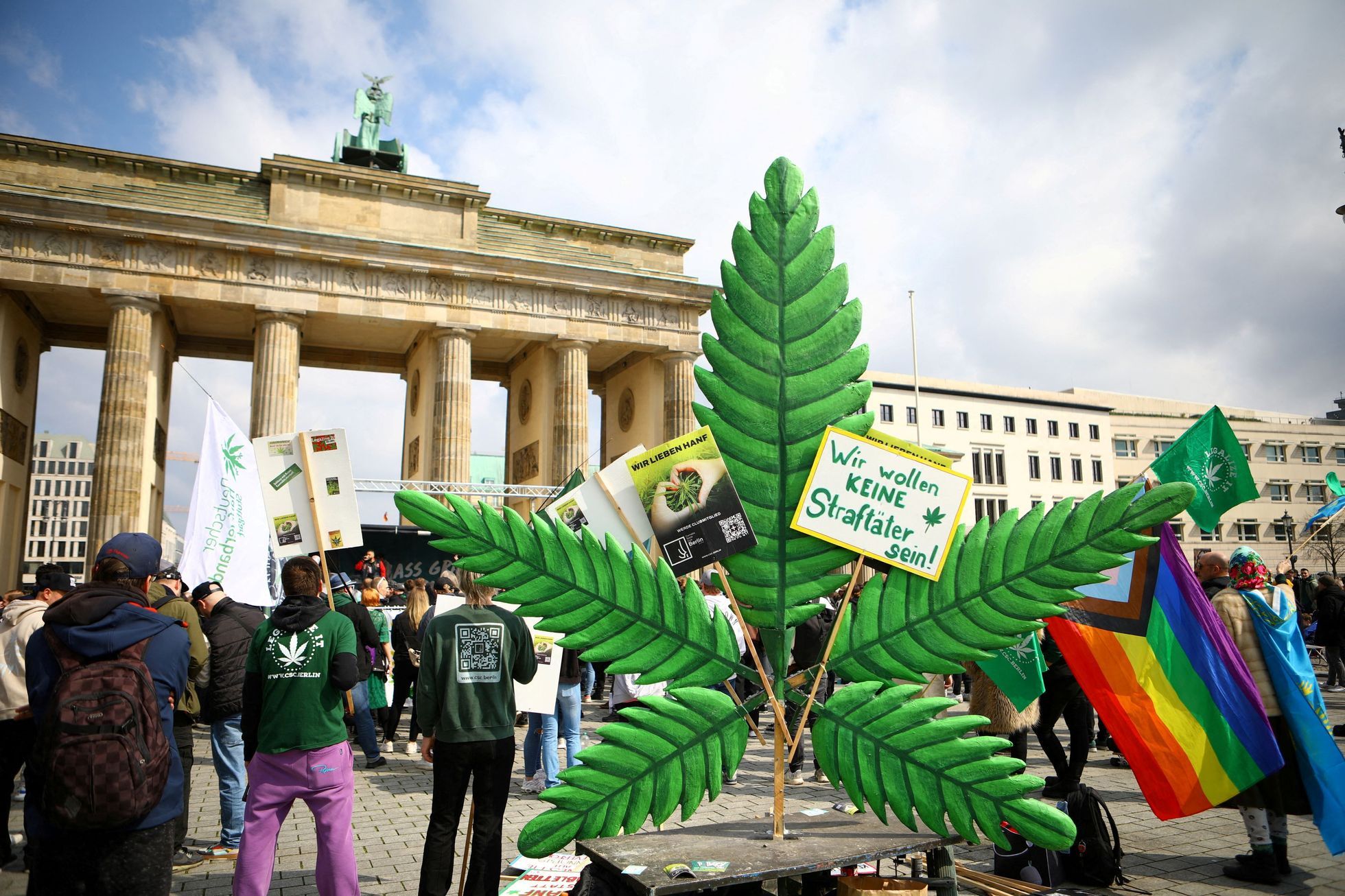 Ab April ist Marihuana in Deutschland legal.  In München entsteht eine „Erlebniswelt“.