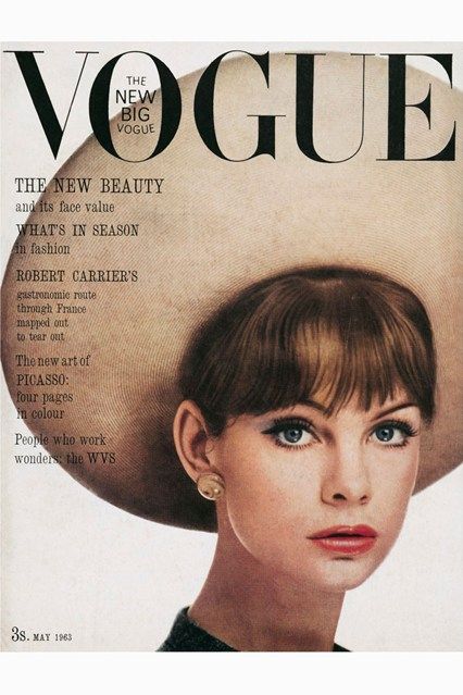 Květen 1963: Fotograf a režisér William Klein zachytil americkou modelku a herečku Jean Shrimpton s velkým kloboukem od Christiana Diora. | Foto: Vogue