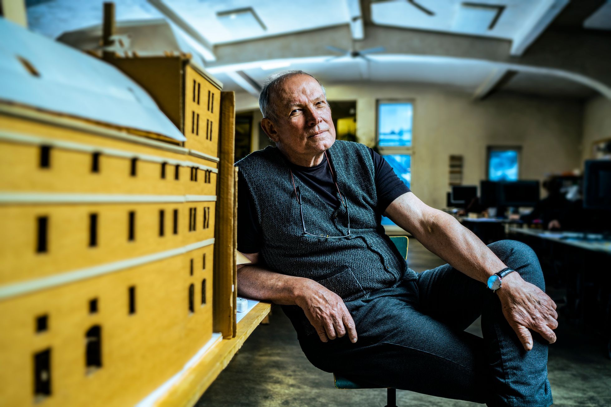 Intelektuál mezi architekty. Výstava ukazuje, jak Pleskot změnil Ostravu i Litomyšl