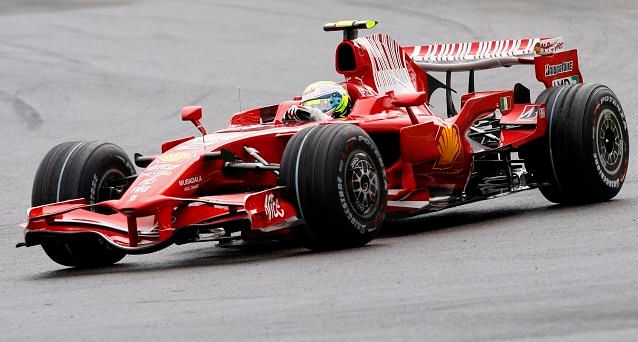 Z výhry v Belgii se nakonec radoval muž v tomto voze: Felipe Massa | Foto: Reuters