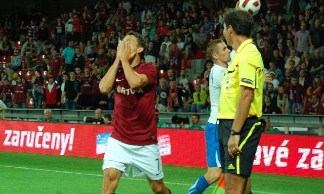 LIbor Sionko při hře své emoce neskrýval. | Foto: Jakub Šafránek