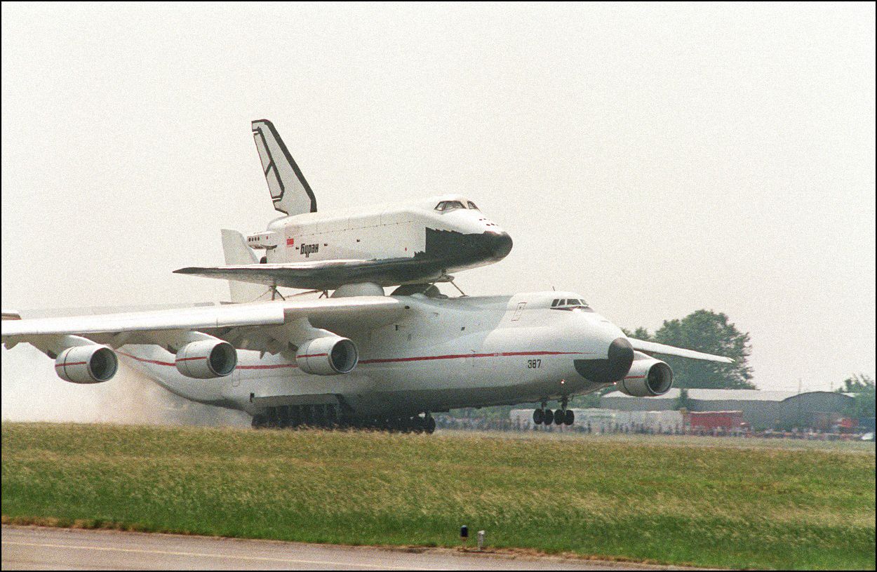 příběh největšího letadla světa antonov an 225 mrija aktuálně cz