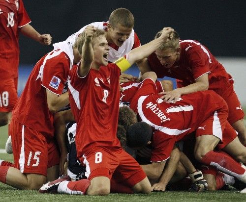 Polští fotbalisté do dvaceti let se radují z výhry nad Brazílií v úvodu světového šampionátu. | Foto: Reuters