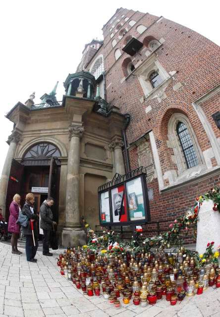 Polská policie tak musí zorganizovat největší bezpečnostní akci v historii země. | Foto: Reuters