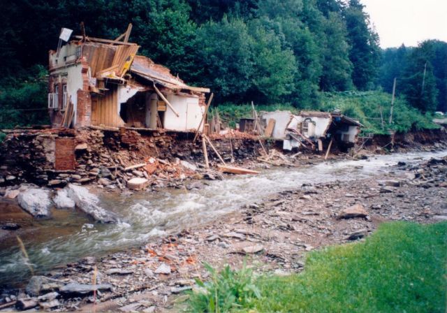 Povodně na Rychnovsku 1998. | Foto: Hasiči Královéhradecký kraj