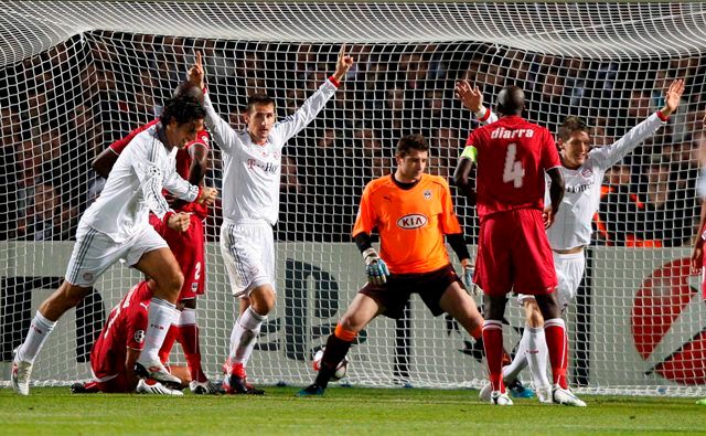 Bayern Mnichov sice v Bordeaux vedl, nakonec ale znovu utrpěl porážku, když francouzskému klubu podlehl 1:2. | Foto: Reuters