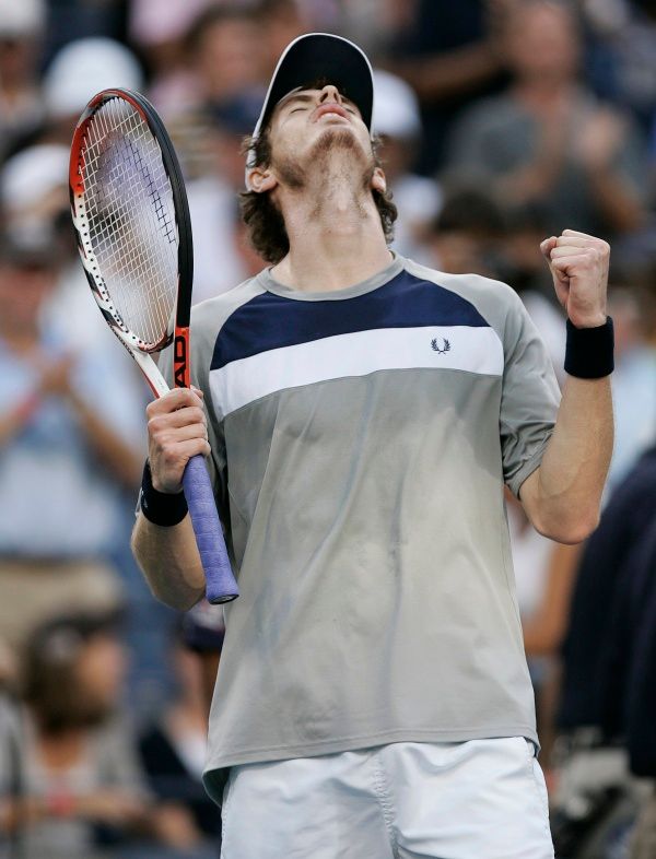 Andy Murray se raduje z postupu do finále US Open. | Foto: Reuters