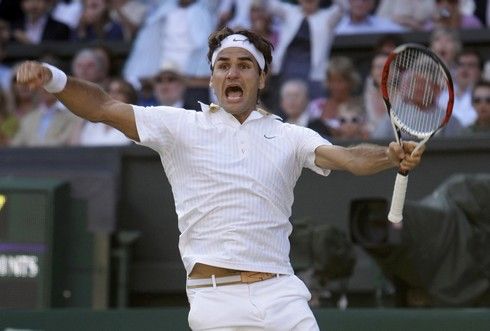 Je to tu. Roger Federer je vítězem Wimbledonu pro rok 2009 | Foto: Sport