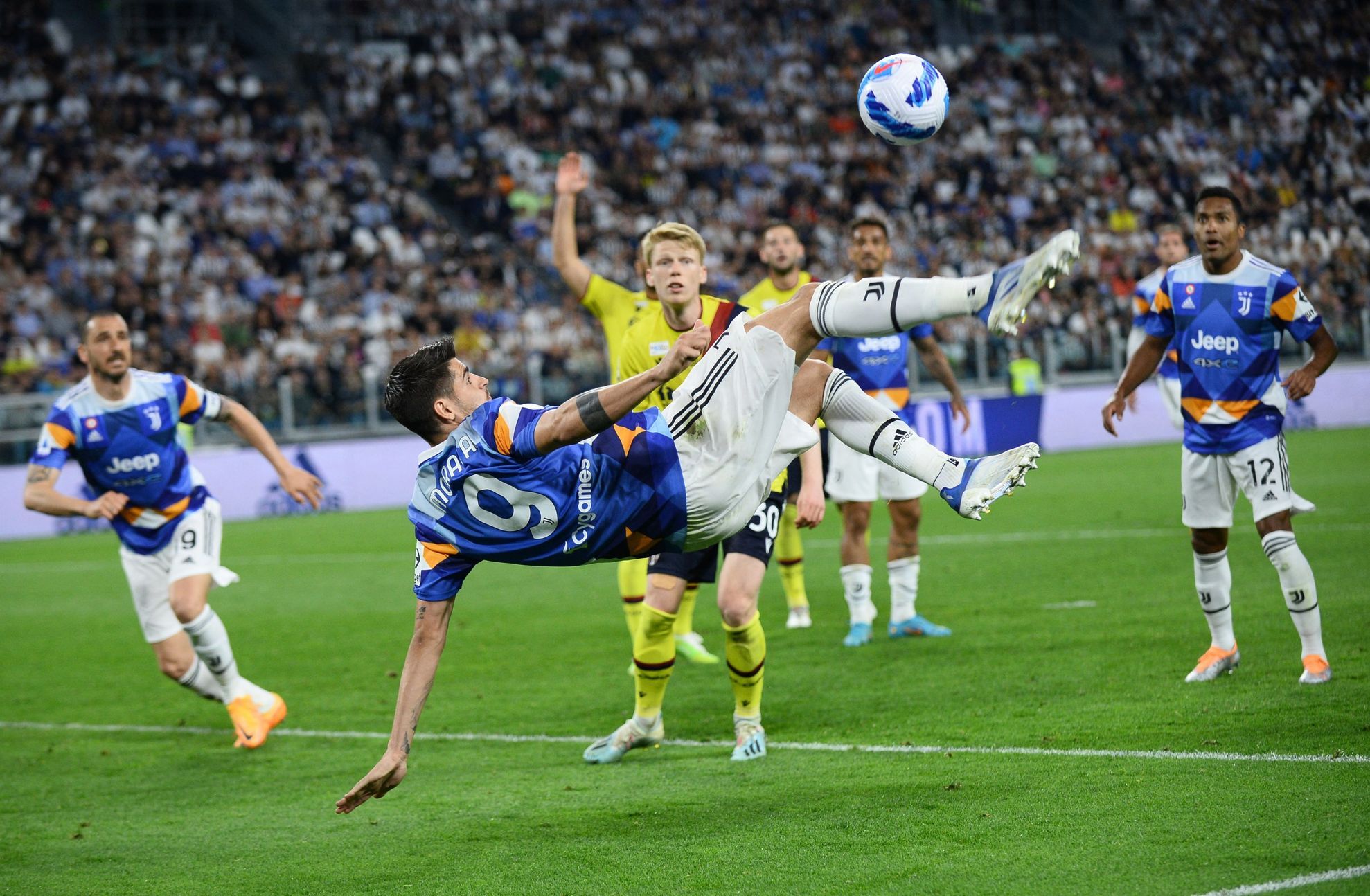 Vlahovič ha salvato la Juventus nel pareggio contro il Bologna con un gol nella conclusione
