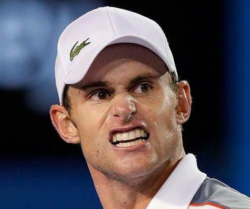 Andy Roddick vypadl a dostal pokutu. Byl hrubý na rozhodčího | Foto: Reuters