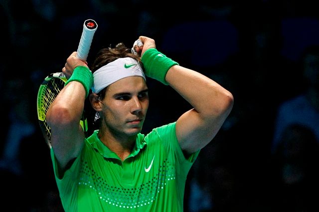 Rafael Nadal nezačal Turnaj mistrů v Londýně příliš šťastně. | Foto: Reuters