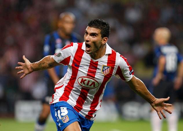 José Antonio Reyes slaví gól | Foto: Reuters