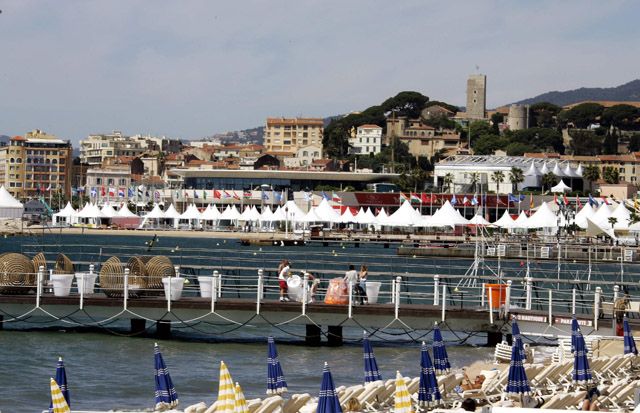 Pobřeží v Cannes: No nenaláká vás tento pohled? | Foto: Reuters