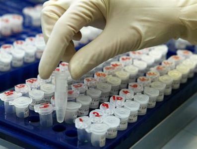 V Anglii vzniká v rámci nového lékařského projektu sbírka DNA vzorků od 500 000 lidí. | Foto: Reuters