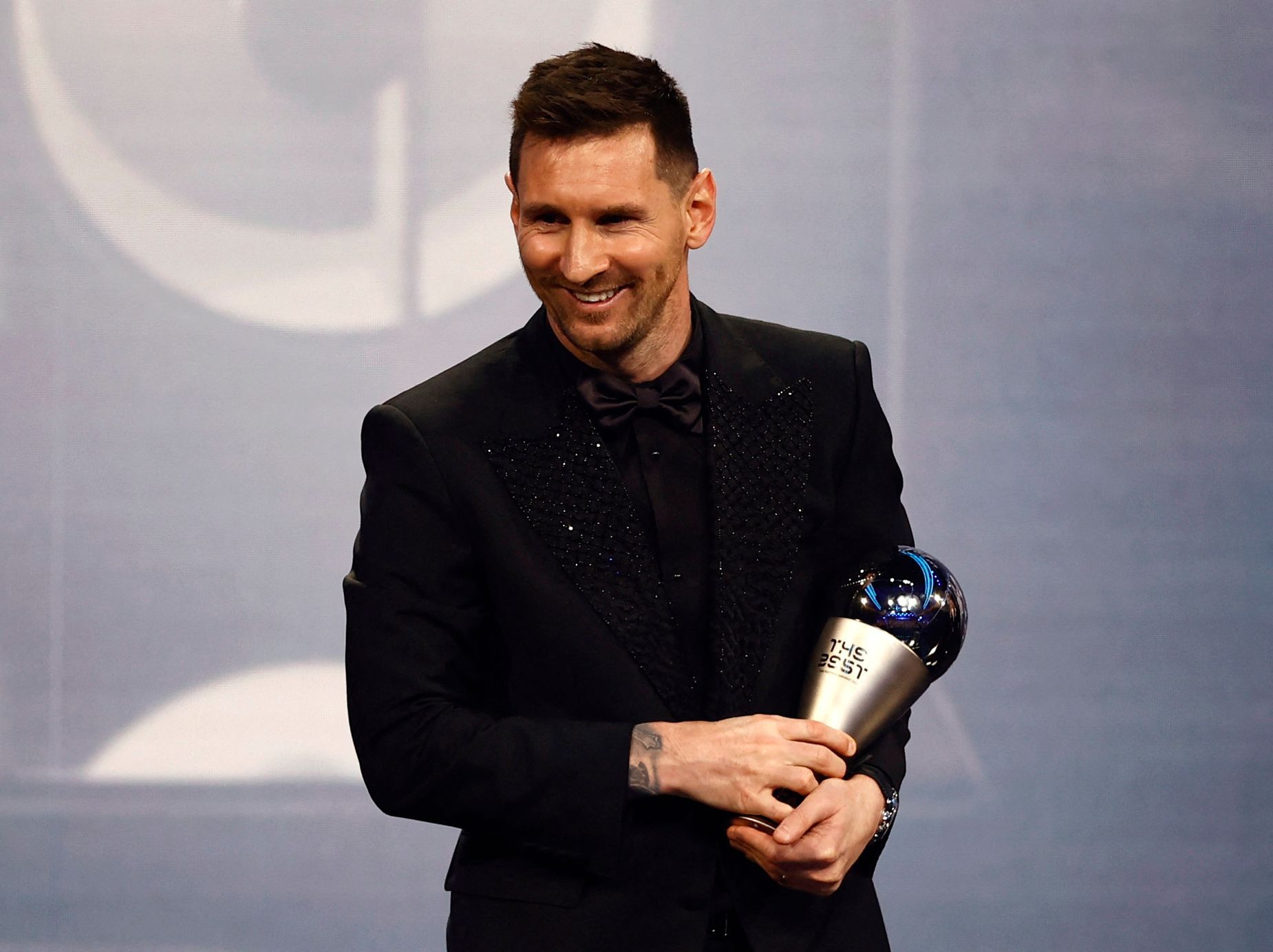 Il campione del mondo argentino Messi ha vinto il premio FIFA come calciatore dell’anno