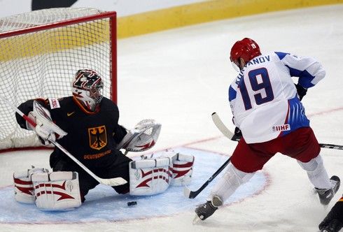 Kurjanov vstřílí už čtvrtou branku do německé sítě | Foto: Sport