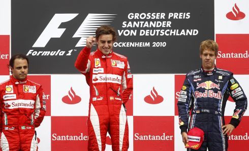 Nejlepší trojice: 1. Alonso, 2. Massa, 3. Vettel. | Foto: Reuters