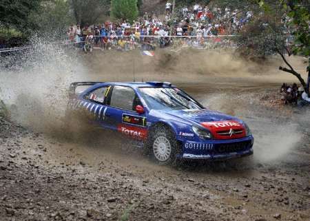 Sébastien Loeb s Citroënem na trati druhé etapy Kyperské rallye. | Foto: Reuters