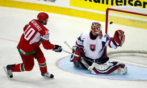 Antoněnko překonal Lašáka, Bělorusko vyhrálo | Foto: Reuters