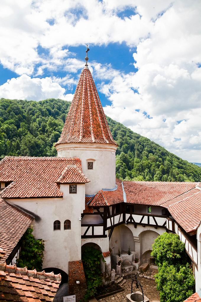 hrad Bran v Rumunsku | Foto: bran-castle.com