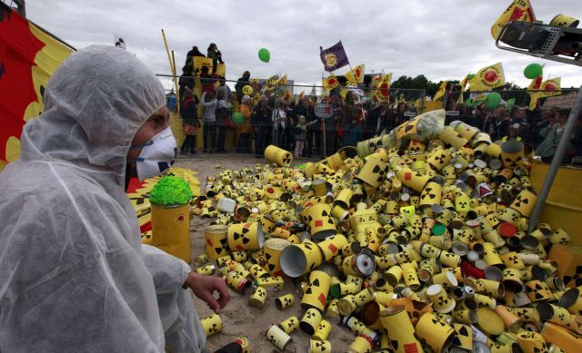 Protijaderný protest v Berlíně | Foto: Reuters