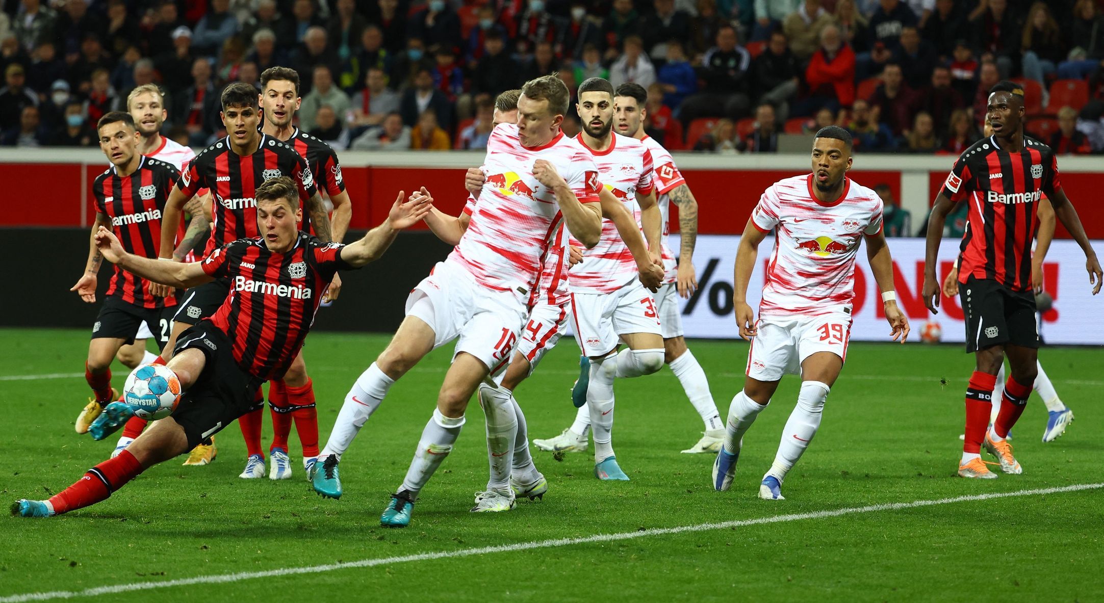 Leverkusen verlor den dritten Platz in der Bundesliga durch einen Sieg gegen Leipzig, da half auch Schick nicht